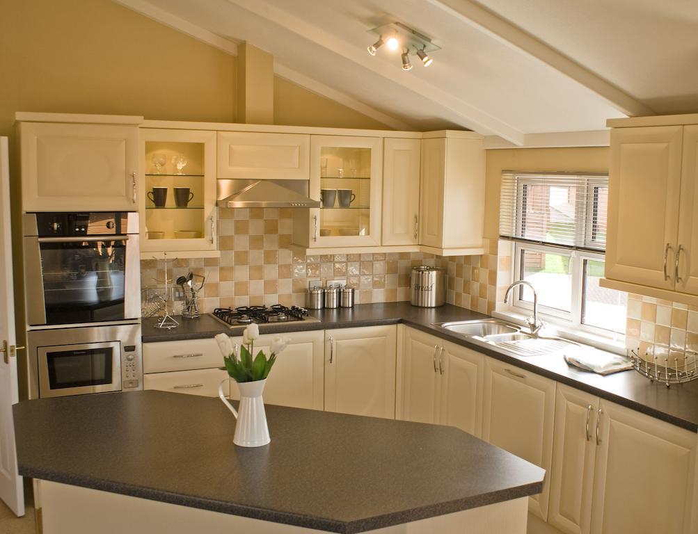 Mullacott Park Villa Ilfracombe Oda fotoğraf